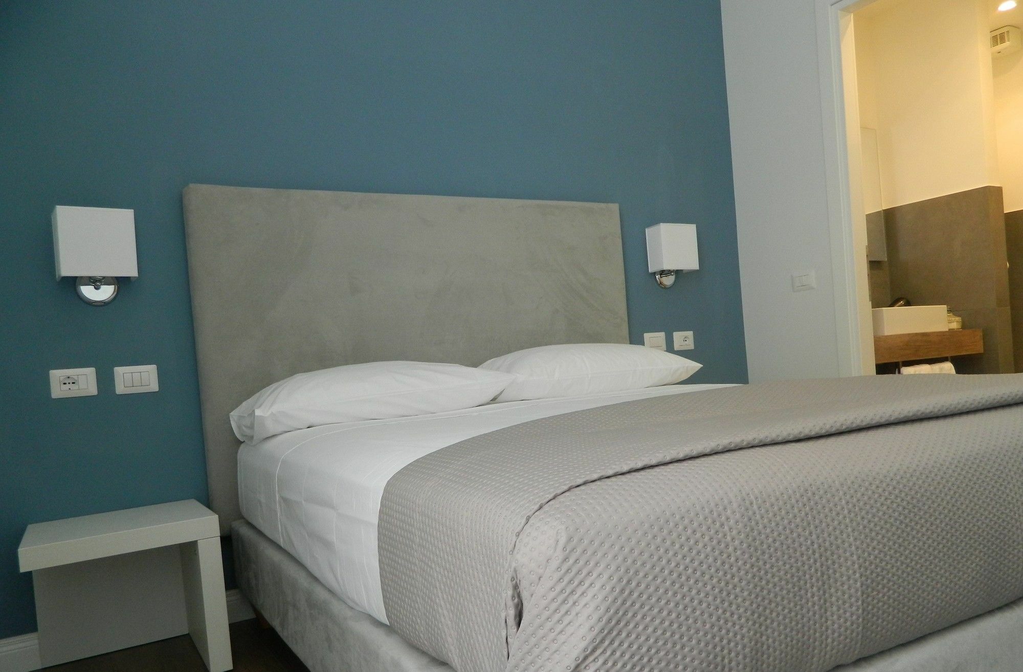 Eighty Four Luxury Rooms 로마 외부 사진